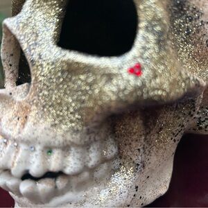 Elegant Stylish White and Gold Skull Decor